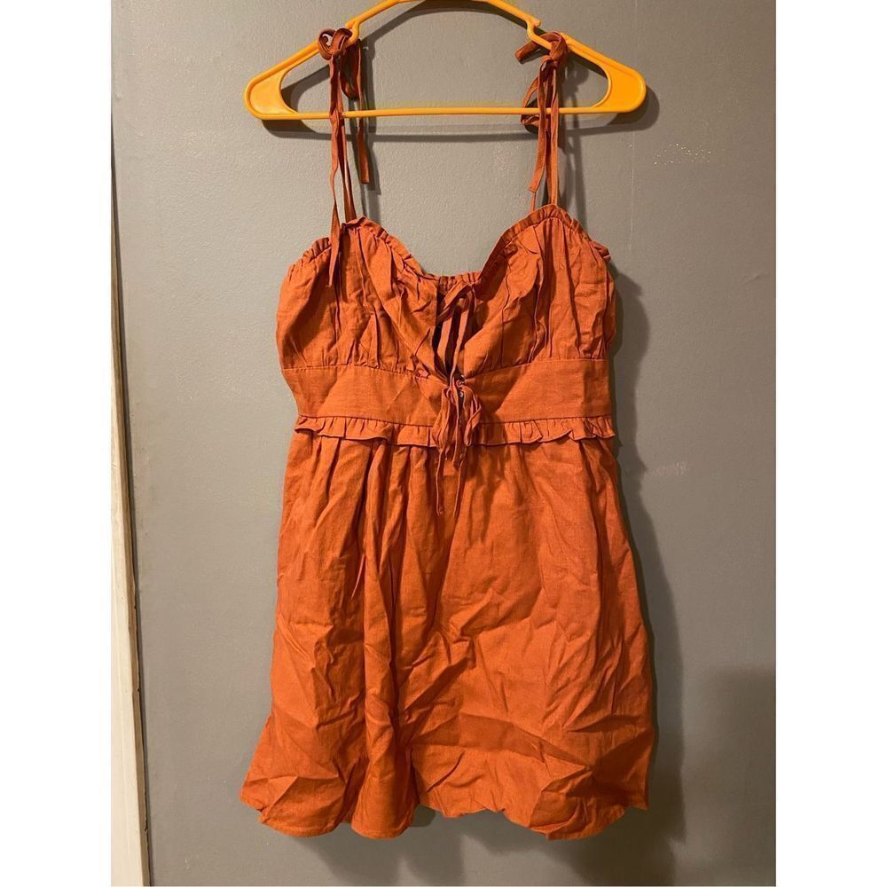 Forever 21 Auburn Woven Spaghetti Strap Tie Mini Dress Size Medium NWT